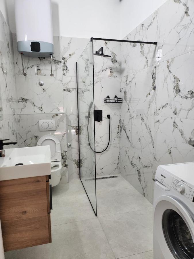 Apartman Libra Kaštela Eksteriør billede