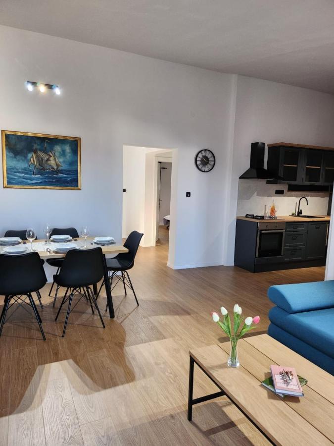 Apartman Libra Kaštela Eksteriør billede